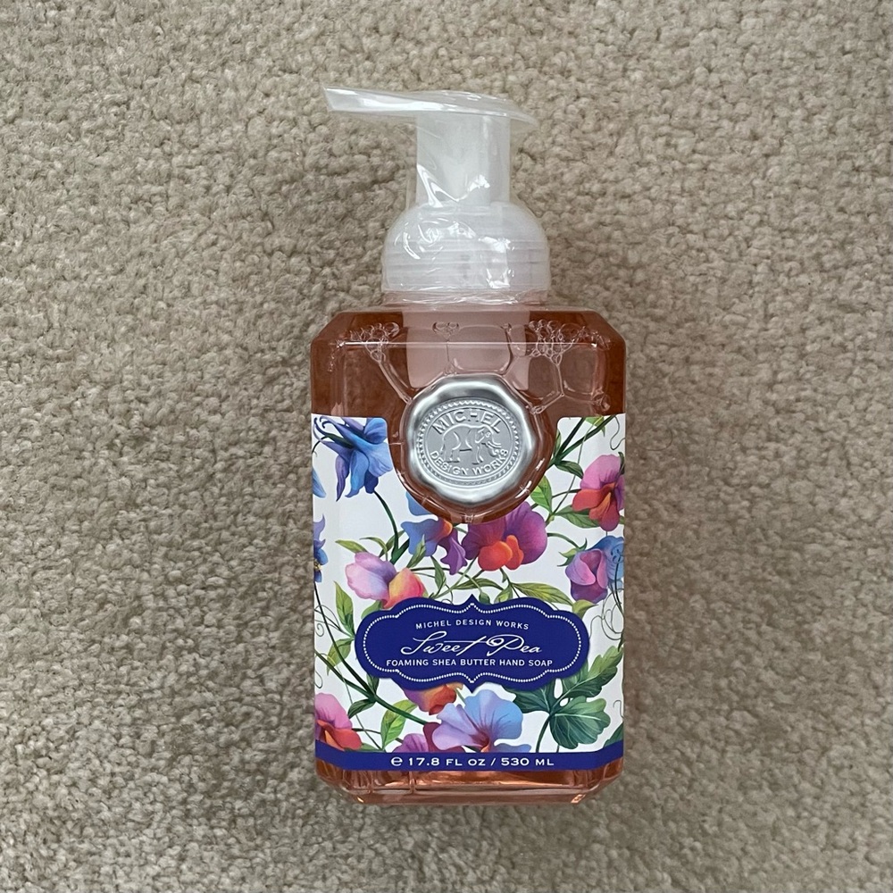 Michel Design Works Sweet Pea Foaming Hand Soap